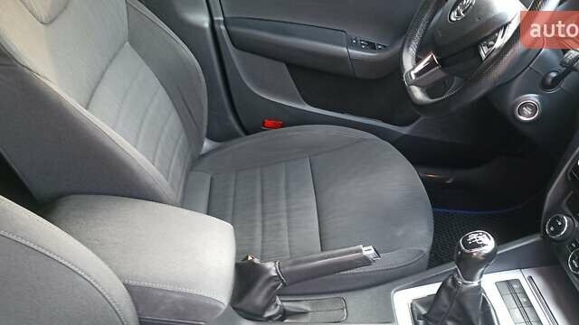 Синий Шкода Октавия, объемом двигателя 1.6 л и пробегом 299 тыс. км за 11300 $, фото 17 на Automoto.ua