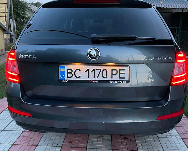 Синий Шкода Октавия, объемом двигателя 1.6 л и пробегом 265 тыс. км за 12500 $, фото 21 на Automoto.ua