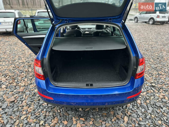 Синий Шкода Октавия, объемом двигателя 1.6 л и пробегом 225 тыс. км за 13000 $, фото 26 на Automoto.ua
