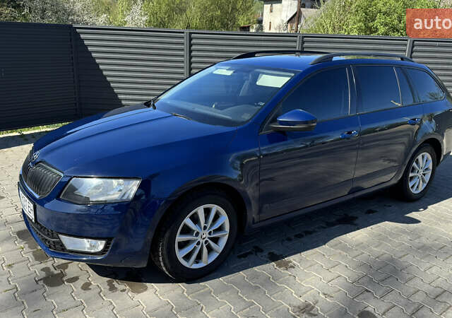 Синий Шкода Октавия, объемом двигателя 1.6 л и пробегом 320 тыс. км за 9700 $, фото 1 на Automoto.ua