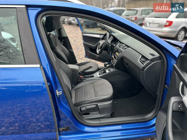 Синий Шкода Октавия, объемом двигателя 1.6 л и пробегом 224 тыс. км за 13200 $, фото 33 на Automoto.ua