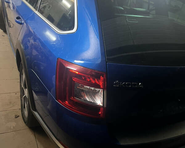 Синий Шкода Октавия, объемом двигателя 1.97 л и пробегом 250 тыс. км за 7499 $, фото 3 на Automoto.ua
