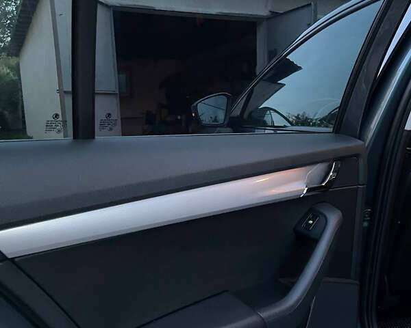 Синий Шкода Октавия, объемом двигателя 1.6 л и пробегом 265 тыс. км за 12500 $, фото 15 на Automoto.ua