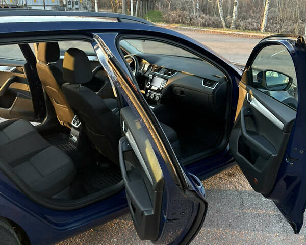 Синий Шкода Октавия, объемом двигателя 1.97 л и пробегом 231 тыс. км за 13400 $, фото 10 на Automoto.ua