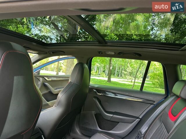 Синій Шкода Октавія, об'ємом двигуна 2 л та пробігом 179 тис. км за 14499 $, фото 61 на Automoto.ua