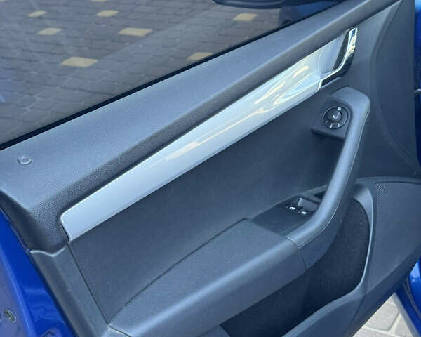 Синій Шкода Октавія, об'ємом двигуна 2 л та пробігом 245 тис. км за 11700 $, фото 16 на Automoto.ua