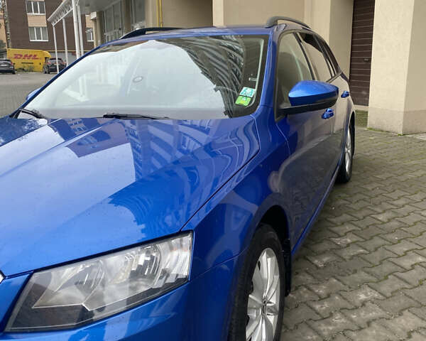 Синий Шкода Октавия, объемом двигателя 1.6 л и пробегом 311 тыс. км за 10800 $, фото 6 на Automoto.ua