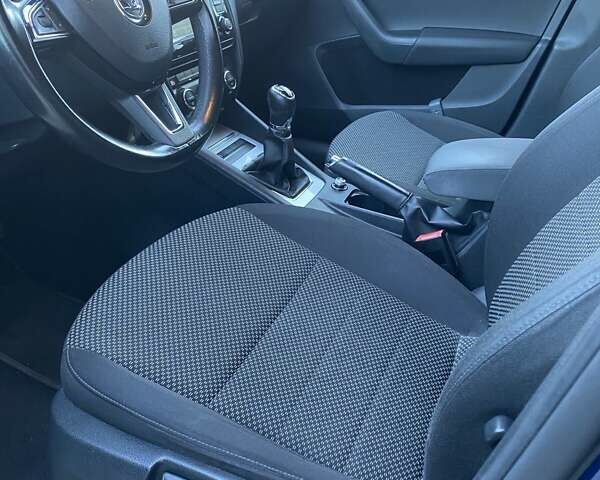 Шкода Октавія 2016 у Жовкві на Automoto.ua Синій Шкода Октавія, об'ємом двигуна 1.6 л та пробігом 251 тис. км за 10200 $, фото 16 на Automoto.ua