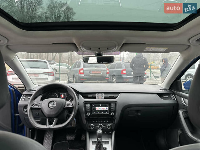 Синий Шкода Октавия, объемом двигателя 1.6 л и пробегом 224 тыс. км за 13200 $, фото 31 на Automoto.ua