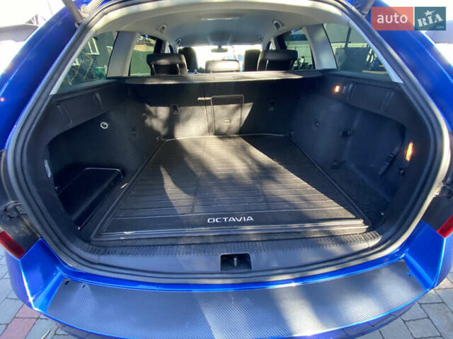 Синий Шкода Октавия, объемом двигателя 1.4 л и пробегом 208 тыс. км за 12300 $, фото 14 на Automoto.ua