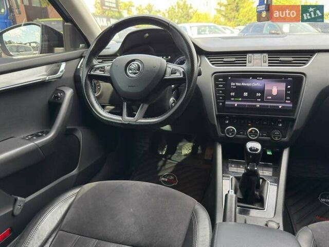 Синий Шкода Октавия, объемом двигателя 1.6 л и пробегом 278 тыс. км за 13700 $, фото 11 на Automoto.ua