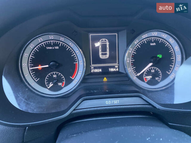 Синий Шкода Октавия, объемом двигателя 1.6 л и пробегом 210 тыс. км за 13300 $, фото 17 на Automoto.ua