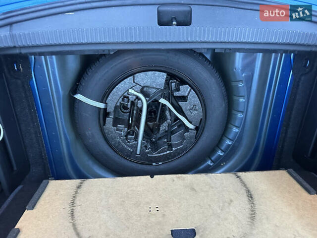 Синій Шкода Октавія, об'ємом двигуна 1.6 л та пробігом 203 тис. км за 11999 $, фото 9 на Automoto.ua