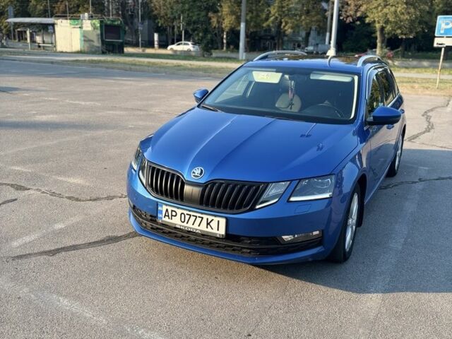 Синий Шкода Октавия, объемом двигателя 1.6 л и пробегом 237 тыс. км за 14056 $, фото 1 на Automoto.ua