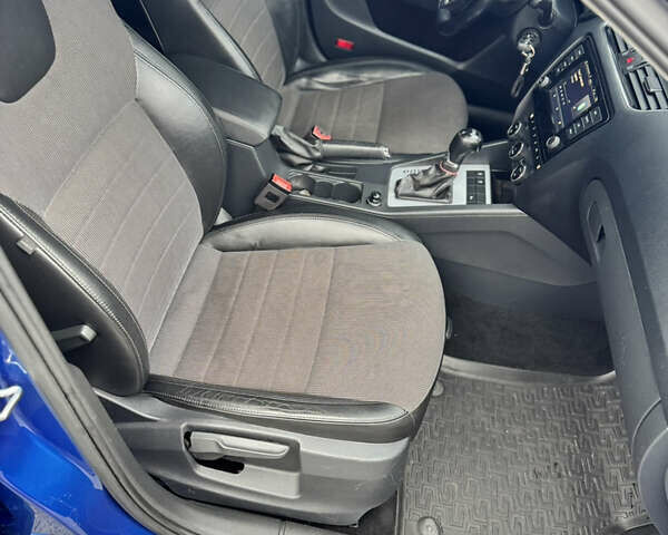 Синий Шкода Октавия, объемом двигателя 1.97 л и пробегом 340 тыс. км за 12700 $, фото 9 на Automoto.ua