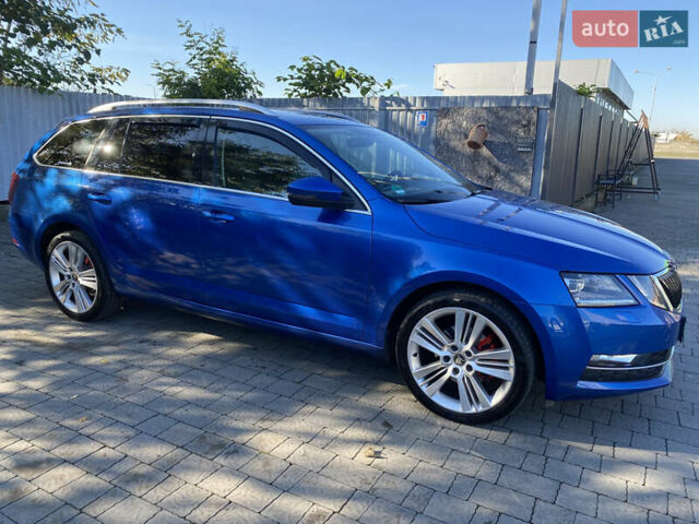Синий Шкода Октавия, объемом двигателя 1.4 л и пробегом 208 тыс. км за 12300 $, фото 2 на Automoto.ua