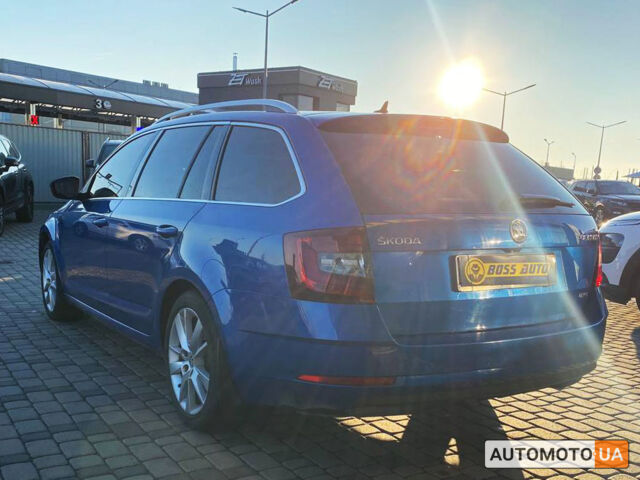 Синий Шкода Октавия, объемом двигателя 2 л и пробегом 270 тыс. км за 18600 $, фото 4 на Automoto.ua