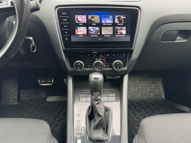 Синий Шкода Октавия, объемом двигателя 2 л и пробегом 205 тыс. км за 9800 $, фото 13 на Automoto.ua