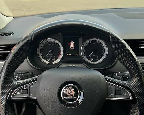 Синій Шкода Октавія, об'ємом двигуна 1.97 л та пробігом 123 тис. км за 16800 $, фото 18 на Automoto.ua