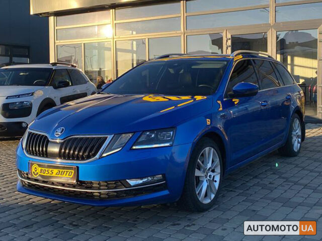 Синий Шкода Октавия, объемом двигателя 2 л и пробегом 270 тыс. км за 18600 $, фото 2 на Automoto.ua