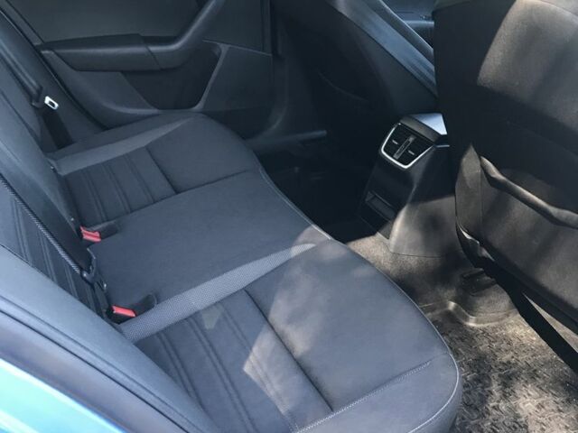 Синий Шкода Октавия, объемом двигателя 1.4 л и пробегом 300 тыс. км за 10500 $, фото 4 на Automoto.ua