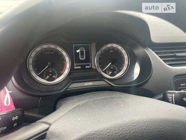 Синій Шкода Октавія, об'ємом двигуна 1.97 л та пробігом 275 тис. км за 16250 $, фото 18 на Automoto.ua