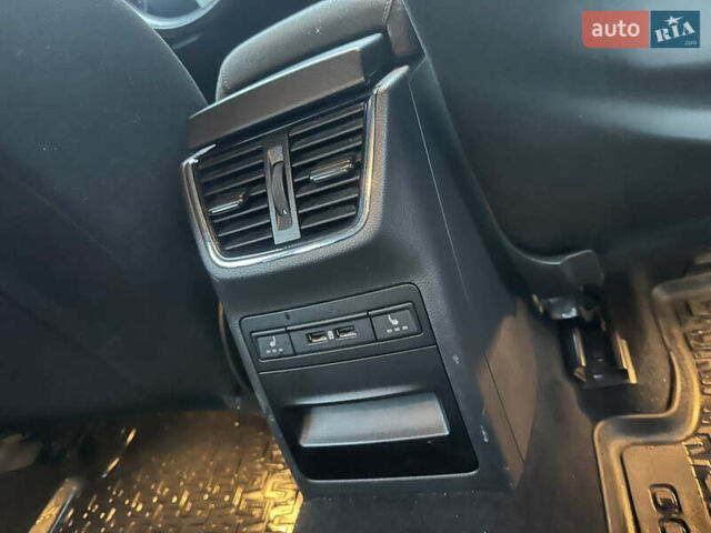 Синій Шкода Октавія, об'ємом двигуна 1.6 л та пробігом 203 тис. км за 12200 $, фото 8 на Automoto.ua