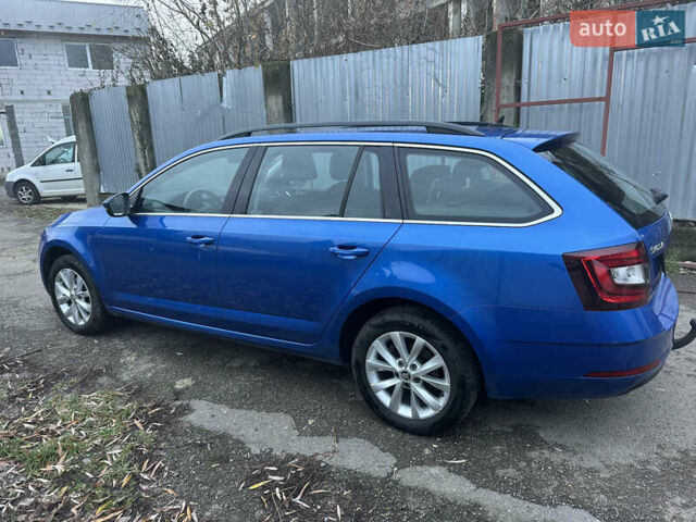 Синій Шкода Октавія, об'ємом двигуна 1.6 л та пробігом 203 тис. км за 11999 $, фото 5 на Automoto.ua