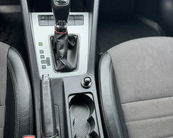 Синий Шкода Октавия, объемом двигателя 1.97 л и пробегом 340 тыс. км за 12700 $, фото 20 на Automoto.ua