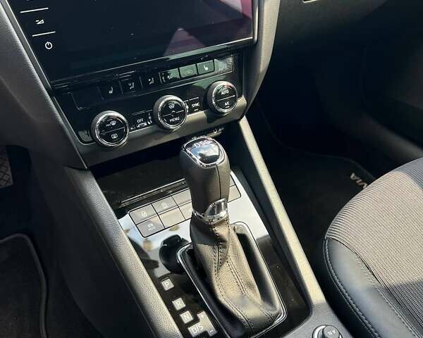 Синій Шкода Октавія, об'ємом двигуна 1.97 л та пробігом 123 тис. км за 16800 $, фото 11 на Automoto.ua