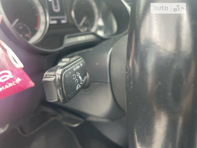 Синій Шкода Октавія, об'ємом двигуна 1.97 л та пробігом 275 тис. км за 16250 $, фото 19 на Automoto.ua