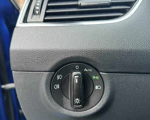 Синий Шкода Октавия, объемом двигателя 1.97 л и пробегом 340 тыс. км за 12700 $, фото 19 на Automoto.ua