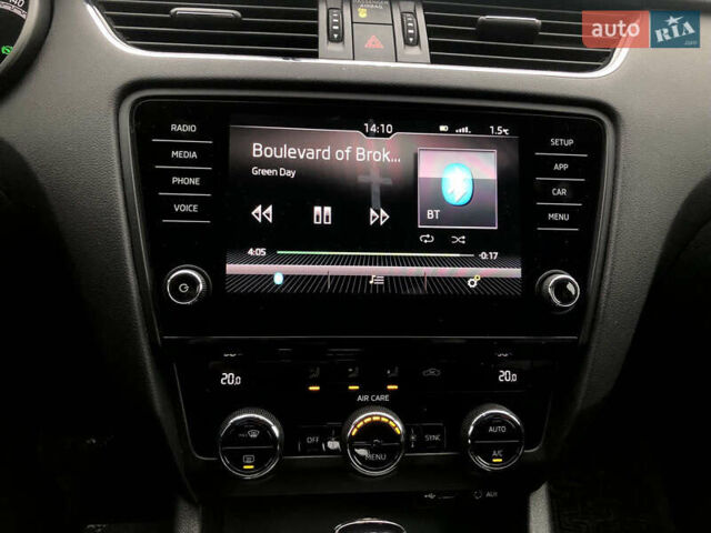 Синий Шкода Октавия, объемом двигателя 1.6 л и пробегом 274 тыс. км за 11900 $, фото 8 на Automoto.ua