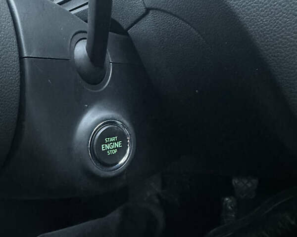 Синій Шкода Октавія, об'ємом двигуна 1.6 л та пробігом 203 тис. км за 12200 $, фото 12 на Automoto.ua