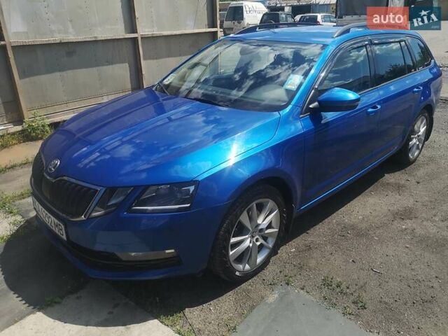 Синій Шкода Октавія, об'ємом двигуна 2 л та пробігом 259 тис. км за 12000 $, фото 10 на Automoto.ua