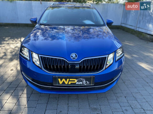 Синий Шкода Октавия, объемом двигателя 1.4 л и пробегом 208 тыс. км за 12300 $, фото 3 на Automoto.ua