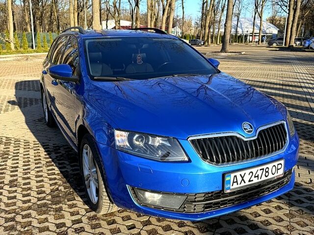 Синий Шкода Октавия, объемом двигателя 2 л и пробегом 262 тыс. км за 12499 $, фото 2 на Automoto.ua