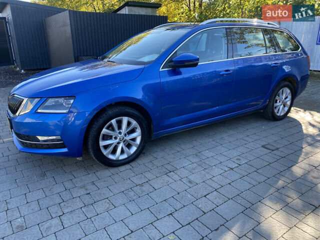 Синий Шкода Октавия, объемом двигателя 1.6 л и пробегом 210 тыс. км за 13300 $, фото 4 на Automoto.ua