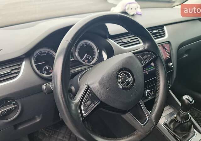 Синій Шкода Октавія, об'ємом двигуна 2.01 л та пробігом 270 тис. км за 14700 $, фото 8 на Automoto.ua