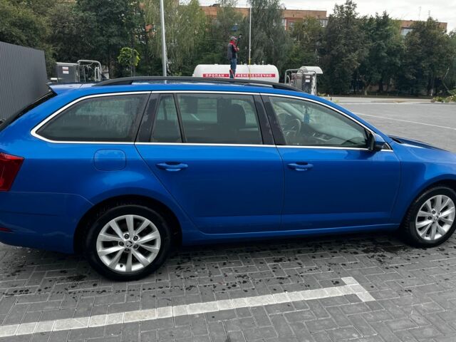 Синий Шкода Октавия, объемом двигателя 1.6 л и пробегом 287 тыс. км за 13000 $, фото 5 на Automoto.ua