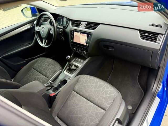 Синий Шкода Октавия, объемом двигателя 2 л и пробегом 226 тыс. км за 13999 $, фото 22 на Automoto.ua