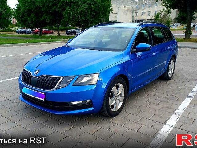 Шкода Октавия 2018 в Черкассах на Automoto.ua Синий Шкода Октавия, объемом двигателя 2 л и пробегом 0 тыс. км за 13400 $, фото 6 на Automoto.ua