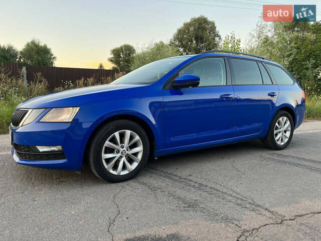 Синій Шкода Октавія, об'ємом двигуна 1.6 л та пробігом 198 тис. км за 13900 $, фото 1 на Automoto.ua