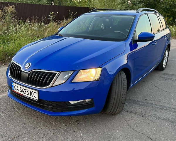 Синій Шкода Октавія, об'ємом двигуна 1.6 л та пробігом 198 тис. км за 13900 $, фото 3 на Automoto.ua