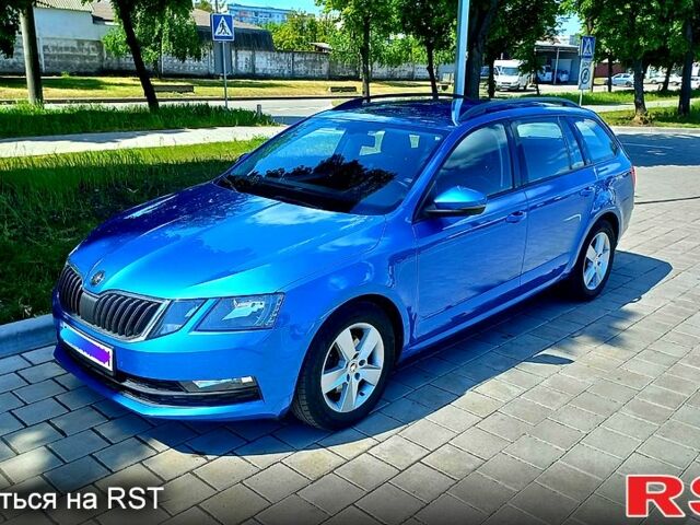 Шкода Октавия 2018 в Черкассах на Automoto.ua Синий Шкода Октавия, объемом двигателя 2 л и пробегом 0 тыс. км за 13400 $, фото 2 на Automoto.ua