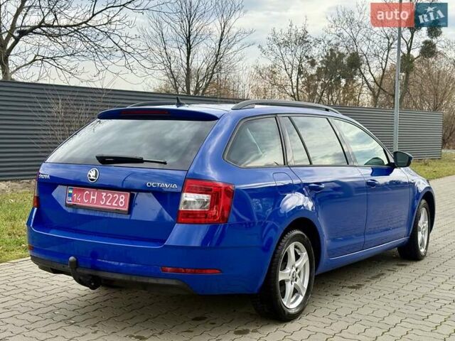 Синий Шкода Октавия, объемом двигателя 2 л и пробегом 226 тыс. км за 13999 $, фото 4 на Automoto.ua