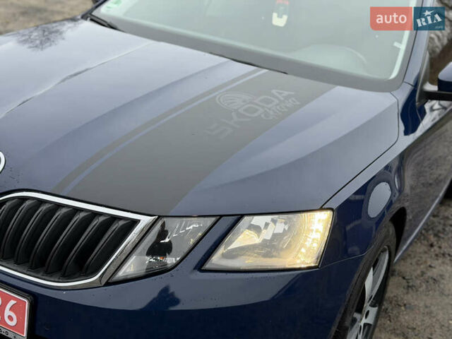 Синій Шкода Октавія, об'ємом двигуна 1 л та пробігом 158 тис. км за 12700 $, фото 7 на Automoto.ua