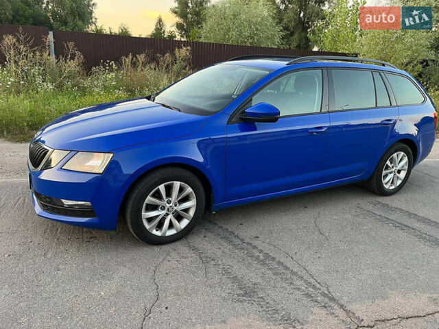 Синій Шкода Октавія, об'ємом двигуна 1.6 л та пробігом 198 тис. км за 13900 $, фото 2 на Automoto.ua