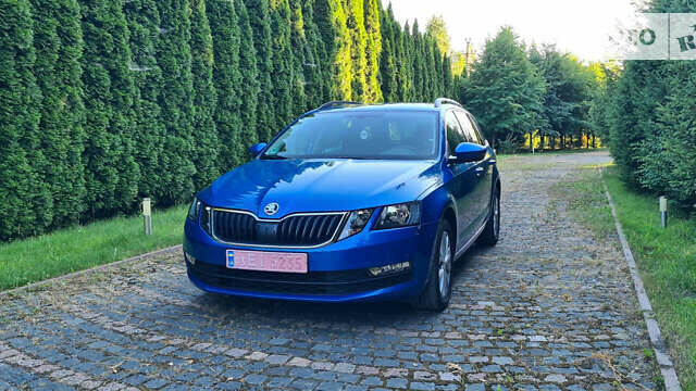 Синий Шкода Октавия, объемом двигателя 1.6 л и пробегом 205 тыс. км за 14750 $, фото 2 на Automoto.ua