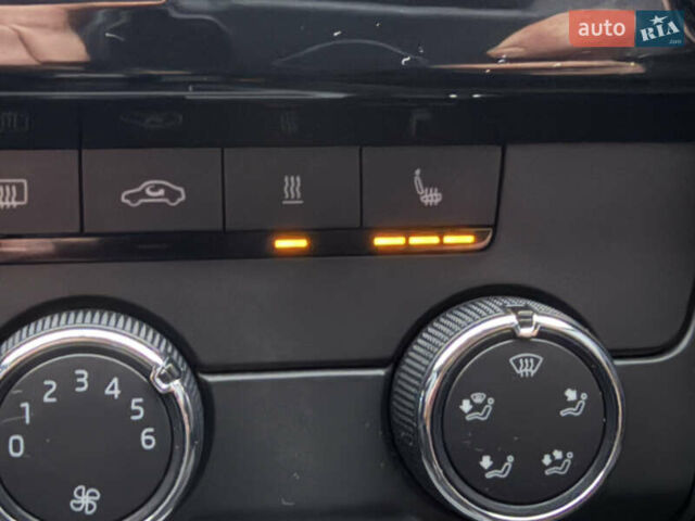Синій Шкода Октавія, об'ємом двигуна 1 л та пробігом 158 тис. км за 12700 $, фото 12 на Automoto.ua